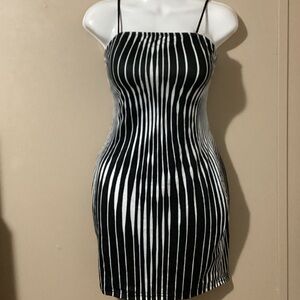 ❤️Black and White Striped Dress